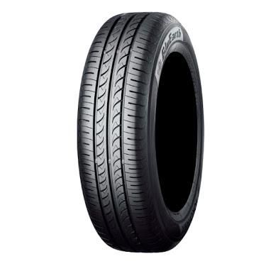 ヨコハマタイヤ BluEarth AE-01F 185/55R16 83V すべてコミコミ4 ヨコハマタイヤ BluEarth AE-01F 185/55R16 83V すべてコミコミ4