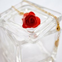 薔薇の蕾ネックレス・フレンチローズ(甚三紅）