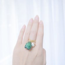 緑のバラ＆真珠の指輪(グリーン）