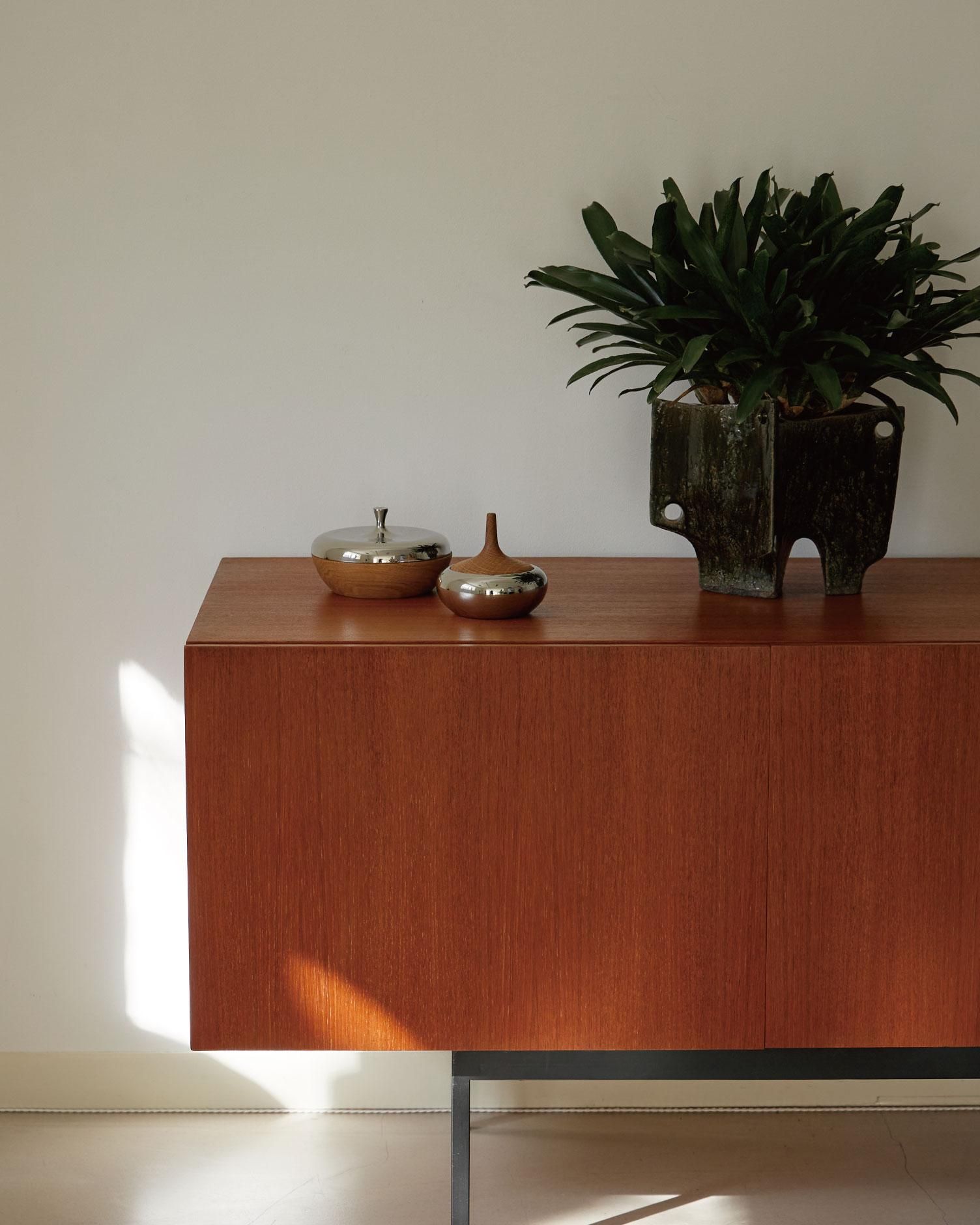 bonbonjojoページ Shell K18WG黒蝶貝ネックレス (NO.49374) – JEX宝石ギャラリー