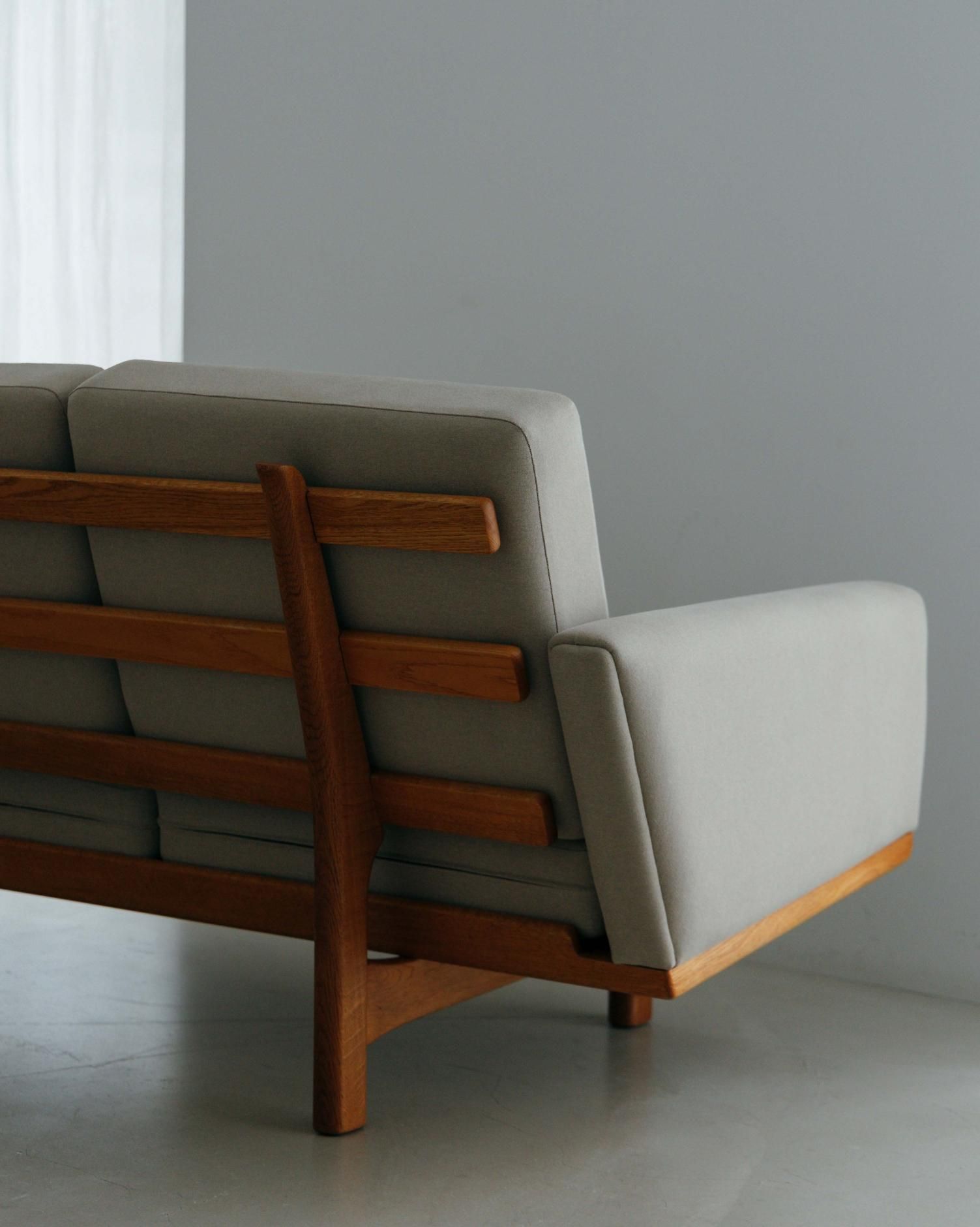 Hans J Wegner Sofa GE236 - E store | 08book Hans J Wegner Sofa GE236 - E store | 08book