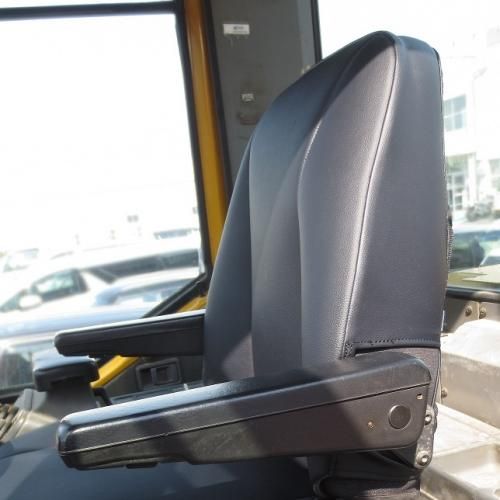 日立建機（KCM/カワサキ）70Z7, 70ZV, 80ZV他】モタレカバー