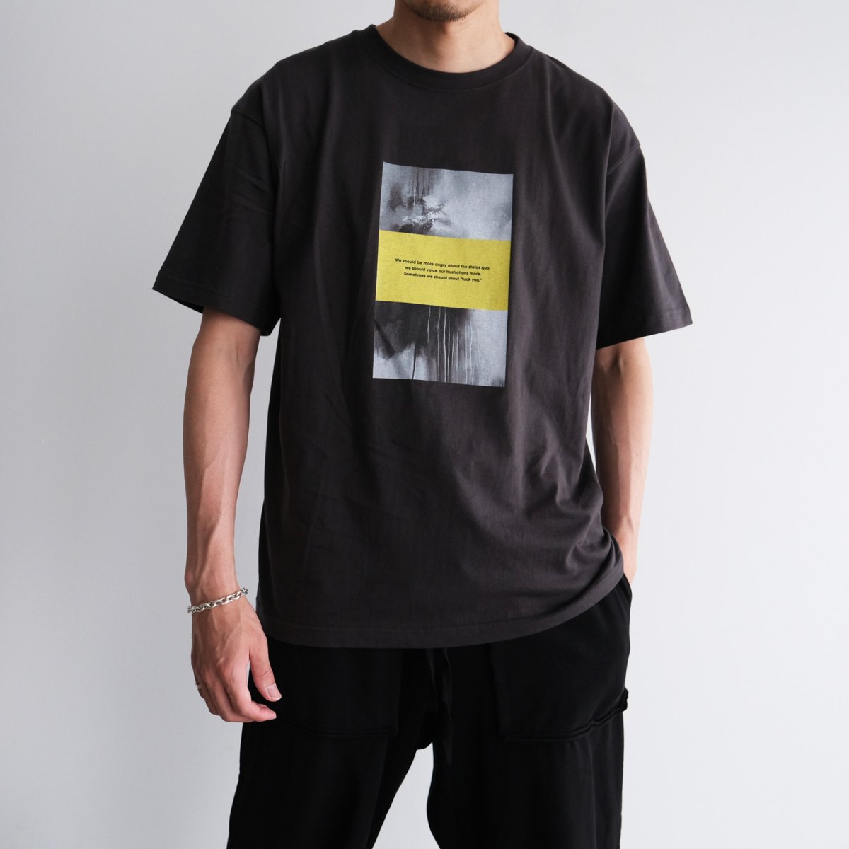 POET MEETS DUBWISE"YELLOW ON PAINTING" T-SHIRT