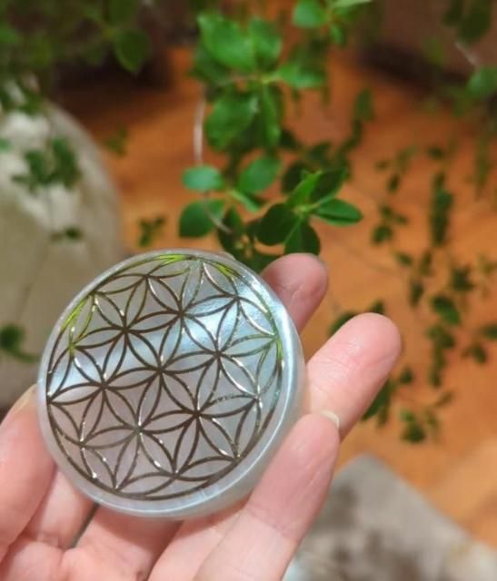 RAW CRYSTALSELENITE ʥʥȡե֥饤ա