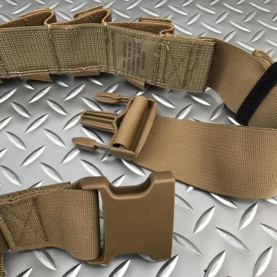 米軍放出品 TAC-T M203 40mm グレネードベルト コヨーテ 未使用 米軍放出品 TAC-T M203 40mm グレネードベルト コヨーテ 未使用