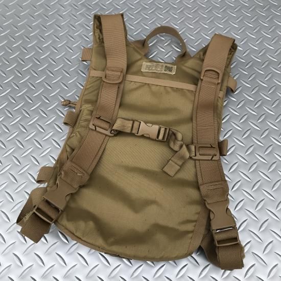 米軍放出品 FILBE/USMC PACK ハイドレーションシステム 3L コヨーテ