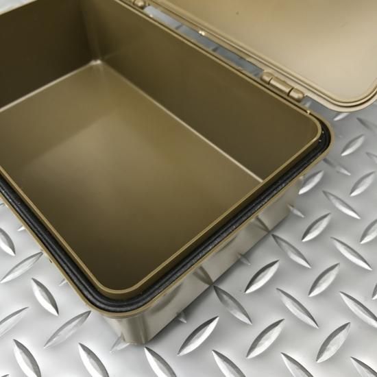ポーランド軍 ファーストエイド プラスチックボックス オリーブ ポーランド軍 ファーストエイド プラスチックボックス オリーブ