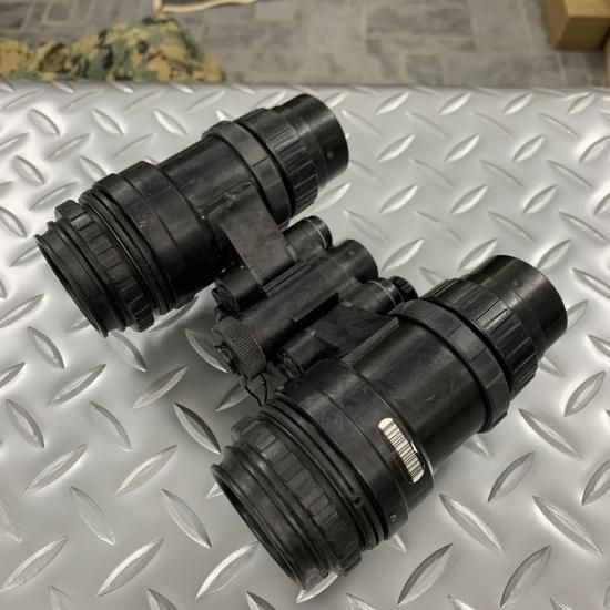 米軍実物 AN/PVS-15A GENⅢ OMNI7 ナイトビジョンビノキュラー 米軍実物 AN/PVS-15A GENⅢ OMNI7 ナイトビジョンビノキュラー