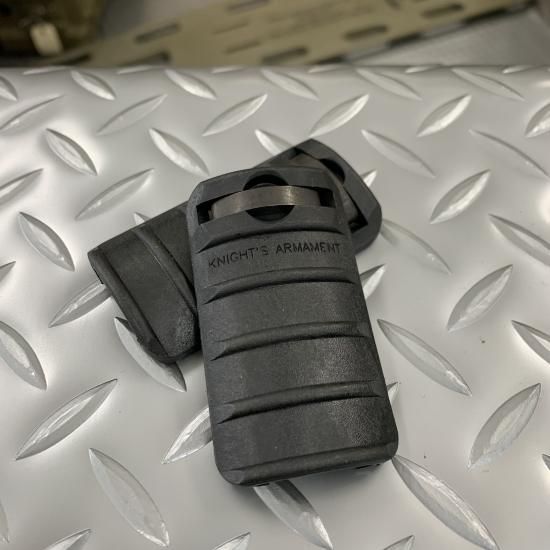 米軍実物 KAC/Knight's Armament ナイツ レイルカバー 4リブ/2枚