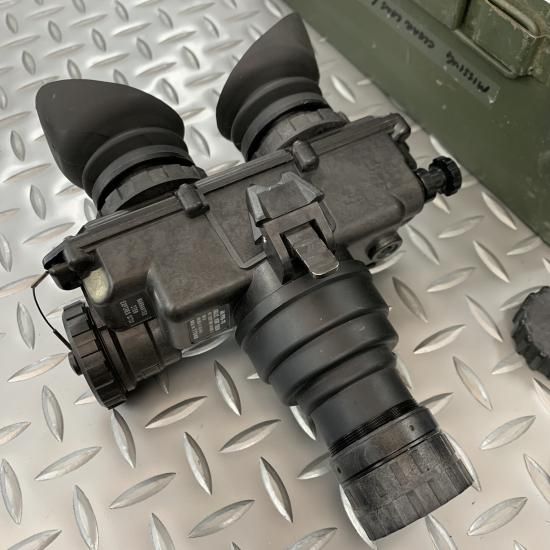 米軍実物 ITT AN/PVS-7D GenⅢ ナイトビジョンハウジング 米軍実物 ITT AN/PVS-7D GenⅢ ナイトビジョンハウジング