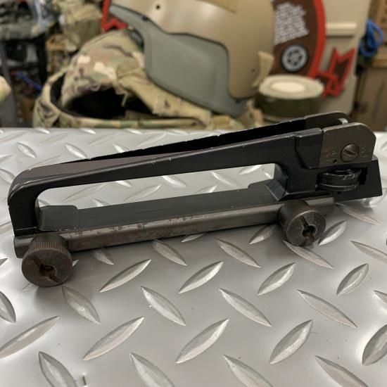 米軍　実物　M4 キャリングハンドル　CARDINAL ④ 送料無料 米軍実物 M4 キャリング ハンドル 陸軍 海兵隊 特殊部隊