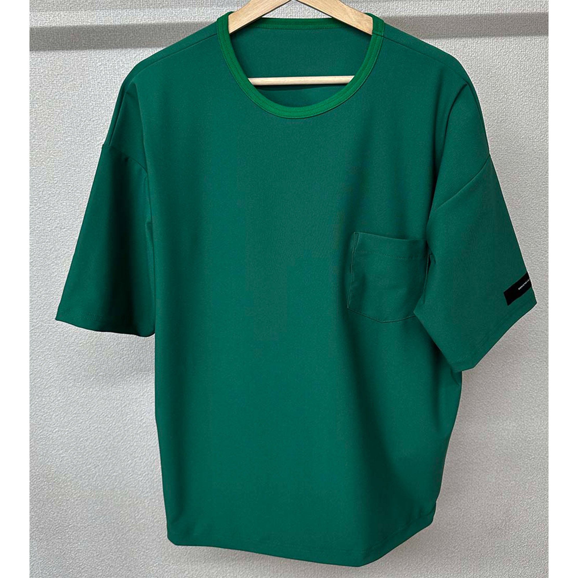 <img class='new_mark_img1' src='https://img.shop-pro.jp/img/new/icons1.gif' style='border:none;display:inline;margin:0px;padding:0px;width:auto;' />tricot pocket TEE GREEN