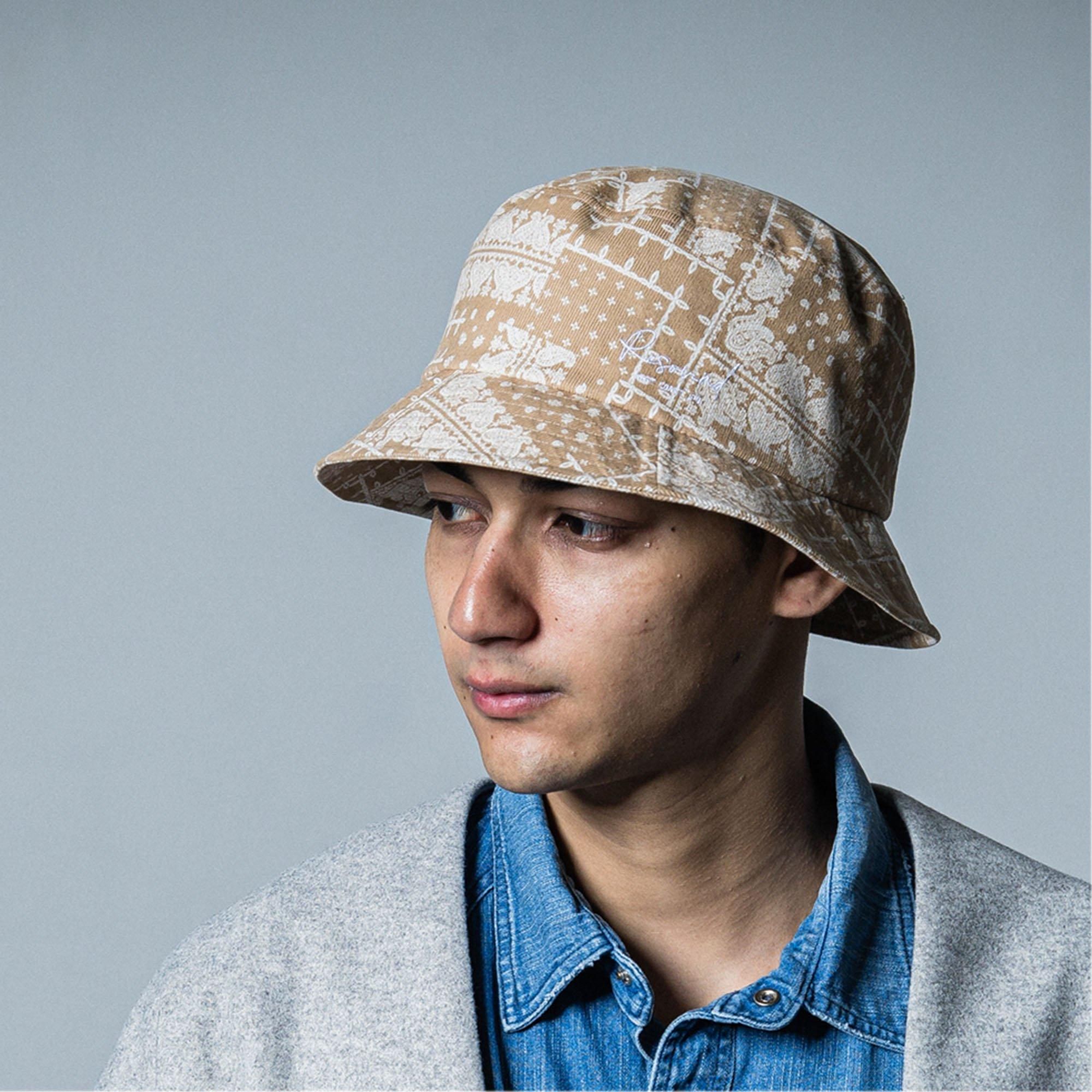 bucket hat  BANDANABEIGE