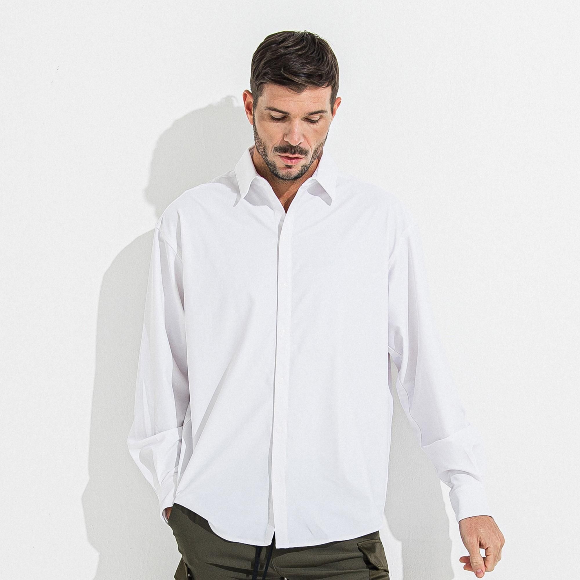 <img class='new_mark_img1' src='https://img.shop-pro.jp/img/new/icons1.gif' style='border:none;display:inline;margin:0px;padding:0px;width:auto;' />RUSH JACK SHIRTS WHITE