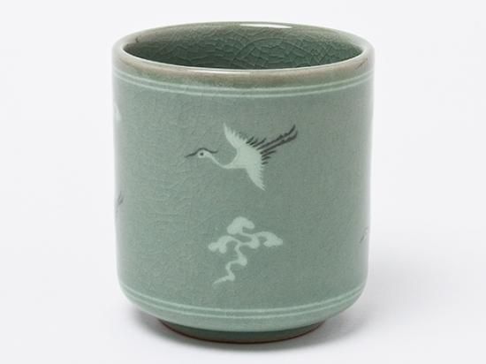 人間文化財　高麗青磁　象嵌雲鶴文夫婦湯呑 人間文化財 高麗青磁 象嵌雲鶴文夫婦湯呑