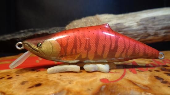 銀鱗65S 5.8g 赤鬼桜鱒 - 叉鬼(またぎ)の公式通販サイト：ハンドメイド