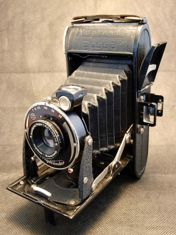 Voigtlander BESSA II 6x9cm 120 Film Camera. COLOR-SKOPAR