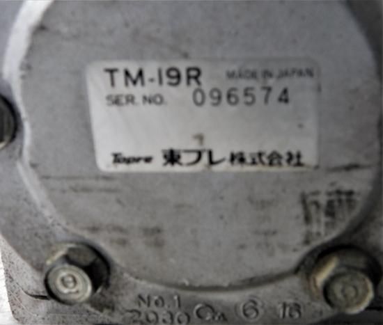 ○コンプレッサー○三菱ふそうキャンター 冷凍機用 Z0007483A