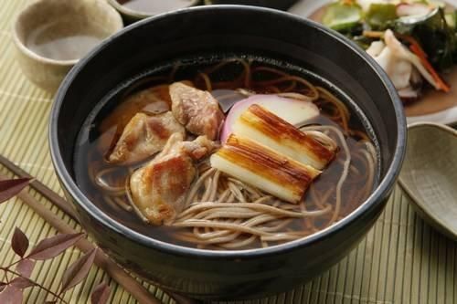 絹肌の貴婦人 更科系 乾麺 和そば 260gx6袋 麺つゆ付 化粧箱