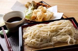 【絹肌の貴婦人】一番粉 八割そば (ご家庭用 簡易箱 180g×8袋/麺つゆ付)