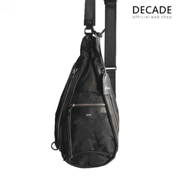 DECADE(No-01303J) Oiled Cow Leather Body Bagǥ