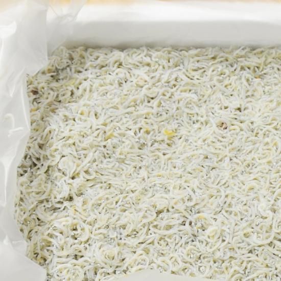 しらす干し 1箱900g - 中田水産 オンラインショップ