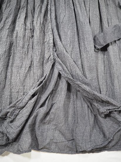 maison de soil RAJASTHAN TUCK GATHERED WRAP DRESS [DK.GREY] NMDS21313 1