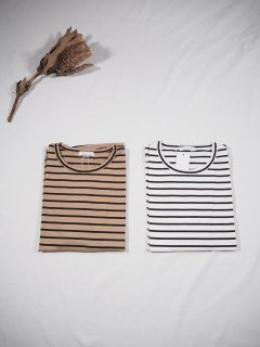 COMMENCEMENT  BORDER WIDE S/S TEE 