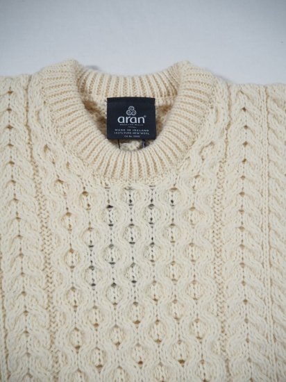 ARAN WORSTED CREW NECK KNIT A825 0