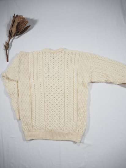 ARAN WORSTED CREW NECK KNIT A825 2