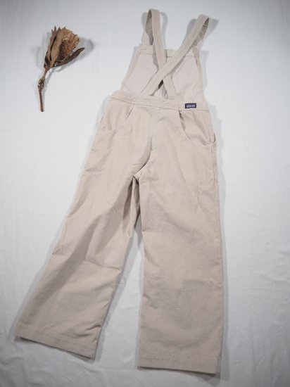 patagonia W'S STAND UP CROPPED CORDUROY OVERALLS [PUM] 75100 2
