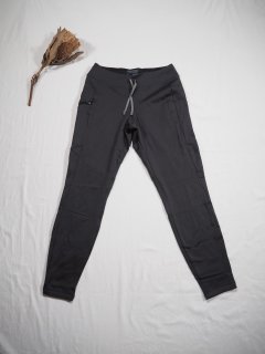 patagonia W's R1 DAILY BOTTOMS 