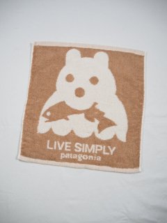 <img class='new_mark_img1' src='https://img.shop-pro.jp/img/new/icons14.gif' style='border:none;display:inline;margin:0px;padding:0px;width:auto;' />patagonia IMABARI FACE TOWEL [BEAR WITH FISH] 
