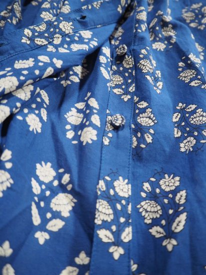 maison de soil 80'S VOILE LARGE FLOWER BLOCK PRINT RAJASTHAN TUCK GATHERED WRAP DRESS[BLUE] INMDS23054 1