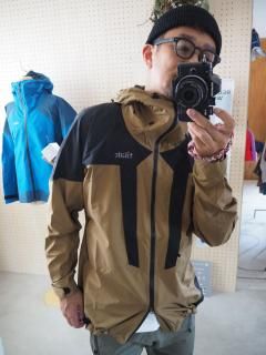 <img class='new_mark_img1' src='https://img.shop-pro.jp/img/new/icons12.gif' style='border:none;display:inline;margin:0px;padding:0px;width:auto;' />tilak  STINGER JACKET [BronzeBrown/C.Black] 