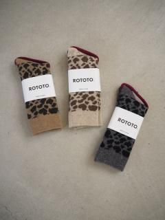 <img class='new_mark_img1' src='https://img.shop-pro.jp/img/new/icons12.gif' style='border:none;display:inline;margin:0px;padding:0px;width:auto;' />Rototo LEOPARD PATTERN MERINO SOCKS 
