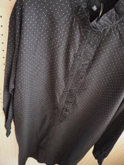  maison de soil  WOOL/COTTON/SILK PIN DOT PRINT FRILL COLLAR LONG SHIRT INMDS25763 1