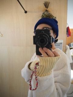 <img class='new_mark_img1' src='https://img.shop-pro.jp/img/new/icons12.gif' style='border:none;display:inline;margin:0px;padding:0px;width:auto;' />Rototo POP COLOR HAND WARMER 