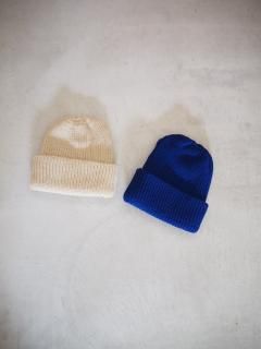 <img class='new_mark_img1' src='https://img.shop-pro.jp/img/new/icons12.gif' style='border:none;display:inline;margin:0px;padding:0px;width:auto;' />Rototo COZY CHUNKY BEANIE 