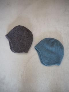 <img class='new_mark_img1' src='https://img.shop-pro.jp/img/new/icons12.gif' style='border:none;display:inline;margin:0px;padding:0px;width:auto;' />Rototo ALPACA BOUCLE EAR FLAP BEANIE 