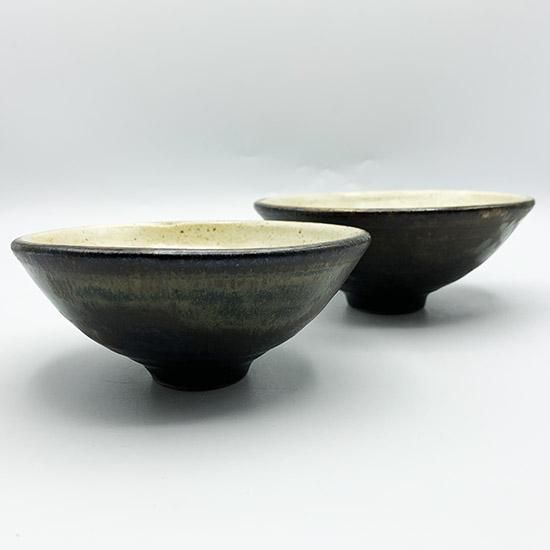 益子 中村恵子さんのリム皿 (25センチ)黒2緑2