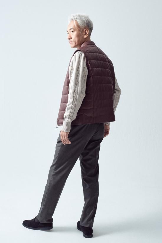 EMMETI / JURI ナッパレザーダウンベスト（別注カラー） - 【公式