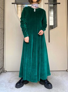 【1980s MOSS GREEN VELVET FLARE DRESS】