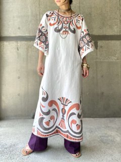 1970sTRIBAL DESIGN KAFTAN DRESS
