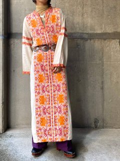 1970s EMBROIDERED MAXI DRESS FROM GREECE