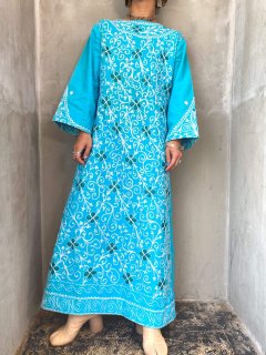 1970s EMBROIDERED DRESS TURQUISE BLUE