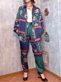 1990s PATCHWORK PATTERN SET UP