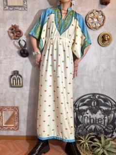 <img class='new_mark_img1' src='https://img.shop-pro.jp/img/new/icons14.gif' style='border:none;display:inline;margin:0px;padding:0px;width:auto;' />1970s DESIGN DRESS