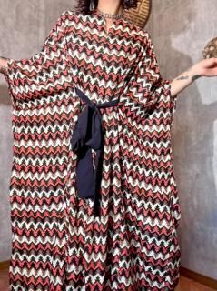 <img class='new_mark_img1' src='https://img.shop-pro.jp/img/new/icons14.gif' style='border:none;display:inline;margin:0px;padding:0px;width:auto;' />1970s ZIGUZAGU PATTERN KAFTAN DRESS