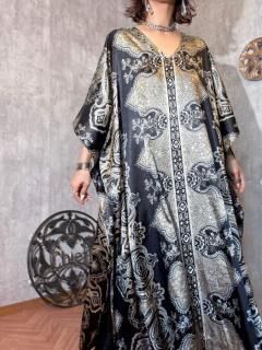 <img class='new_mark_img1' src='https://img.shop-pro.jp/img/new/icons14.gif' style='border:none;display:inline;margin:0px;padding:0px;width:auto;' />1980s SATIN KAFTAN DRESS